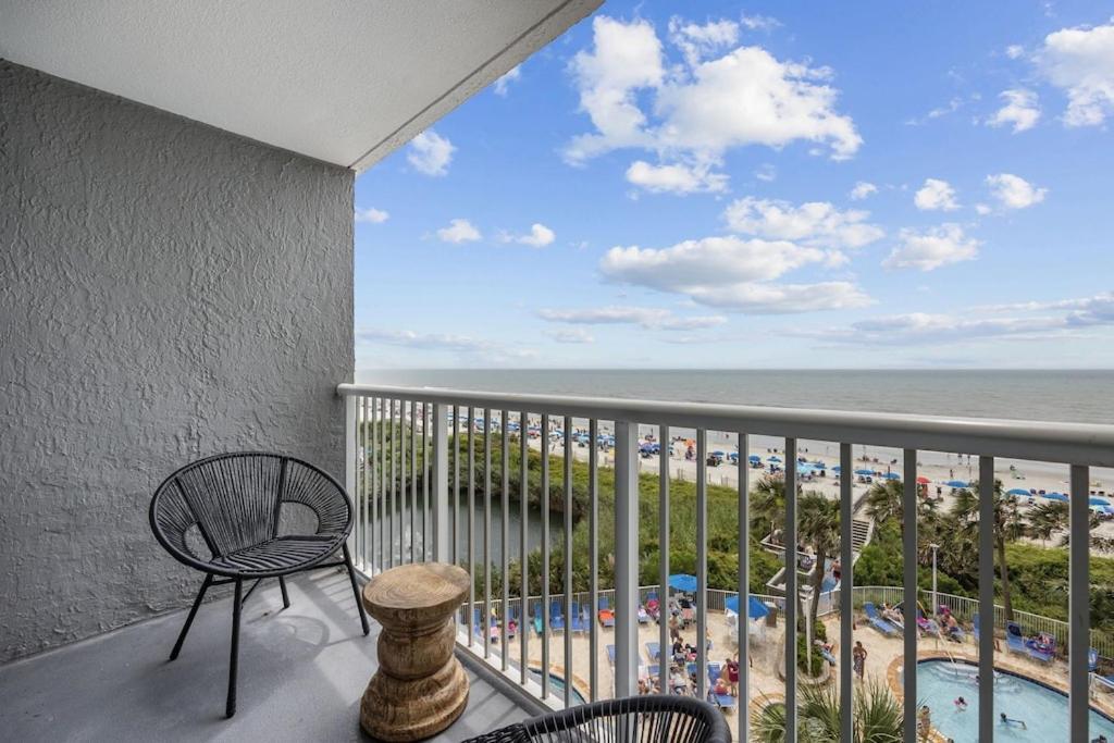 Direct Oceanfront- King Bedroom- Amazing Views/Pools/Hot Tubs/Beach Access/Golf 默特尔比奇 外观 照片